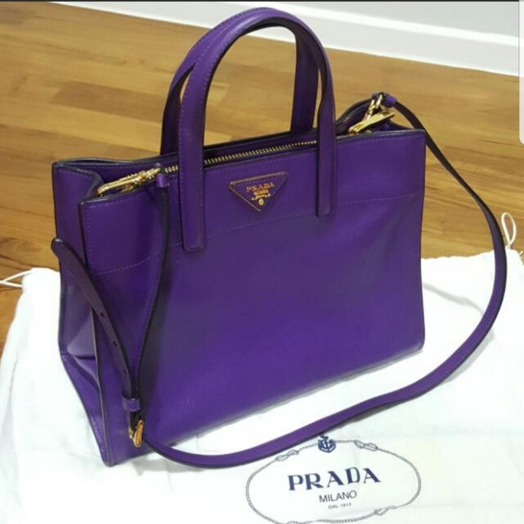 prada tote handbags