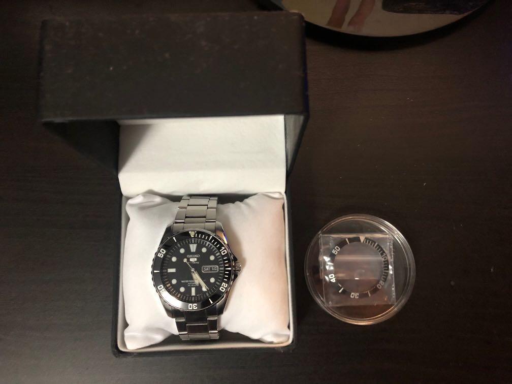 Seiko SNZF17K1 “Sea Urchin” (Discontinued), Men's Fashion, Watches &  Accessories, Watches on Carousell