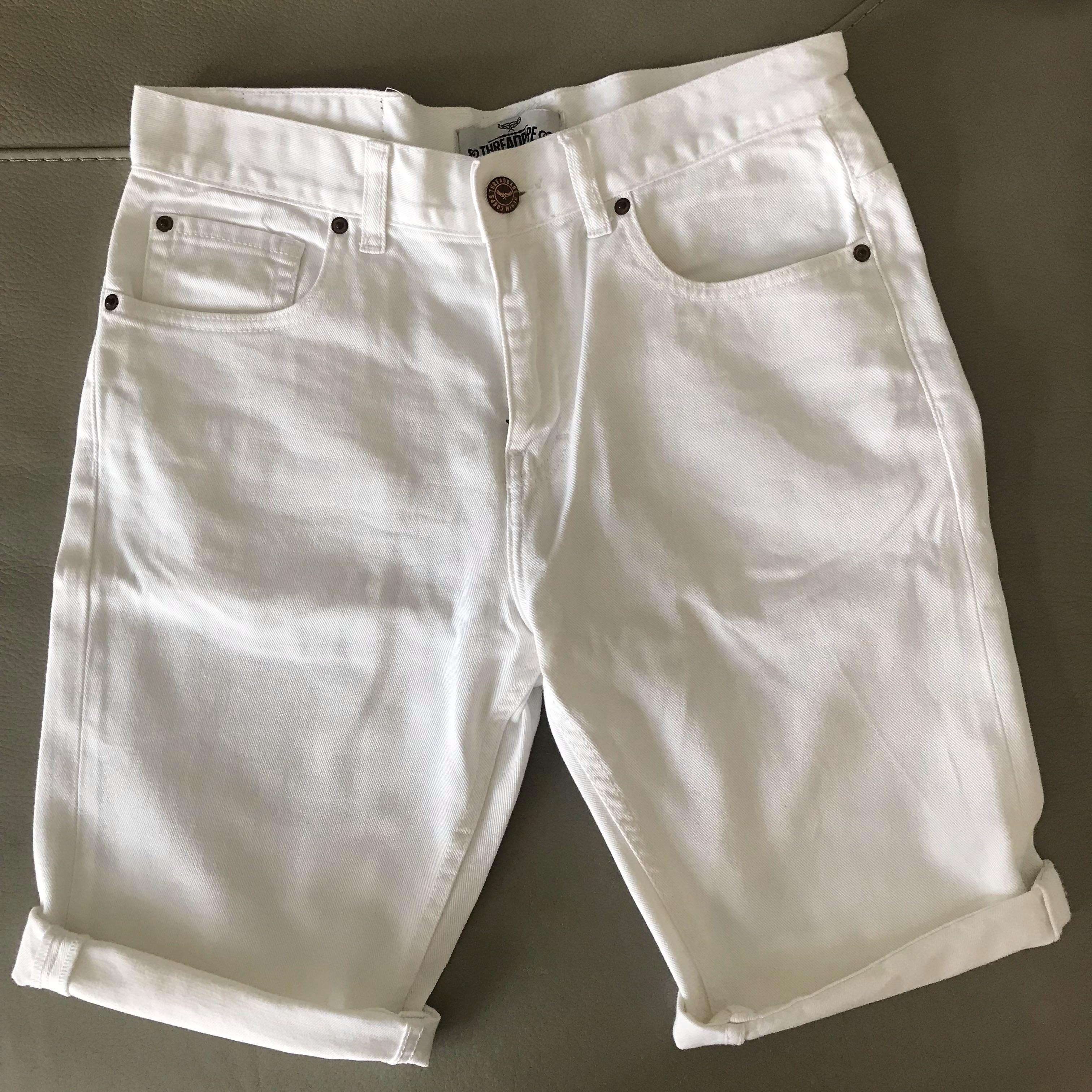 Threadbare white denim shorts, 男裝, 褲 