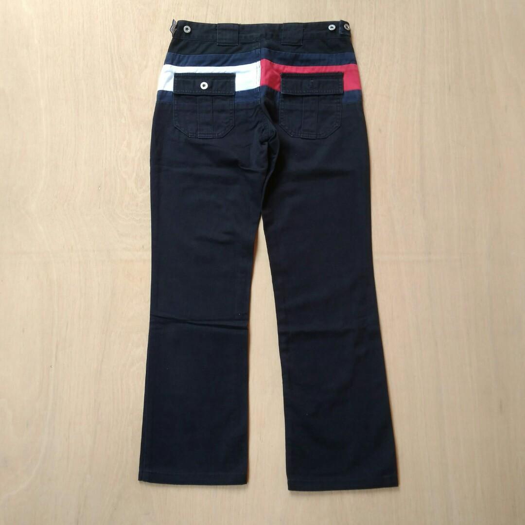 Tommy Girl Jeans Tommy Hilfiger Cewek, Fesyen Wanita, Pakaian Wanita,  Bawahan di Carousell