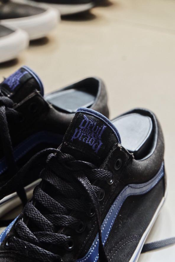 Vans Oldskool X The Devil Wears Prada, Fesyen Pria, Sepatu , Sneakers di Carousell