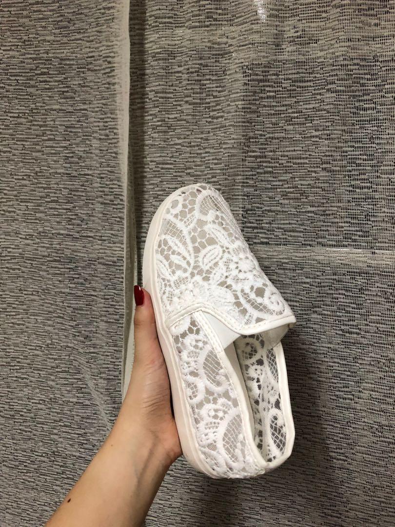 slip on shoes for women white