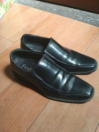Pantofel FLADEO (muat size 40-41)
