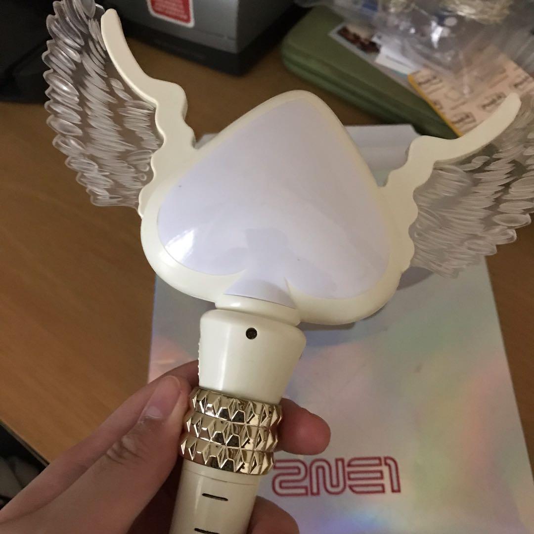 2ne1 Lightstick 2024 Vitia Jillayne