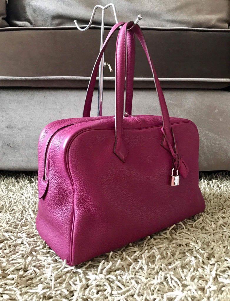 Victoria II Fourre-Tout 35 Bag Brique Colour in Taurillion Clemence Leather.  Hermès. 2011., Handbags and Accessories Online, Ecommerce Retail