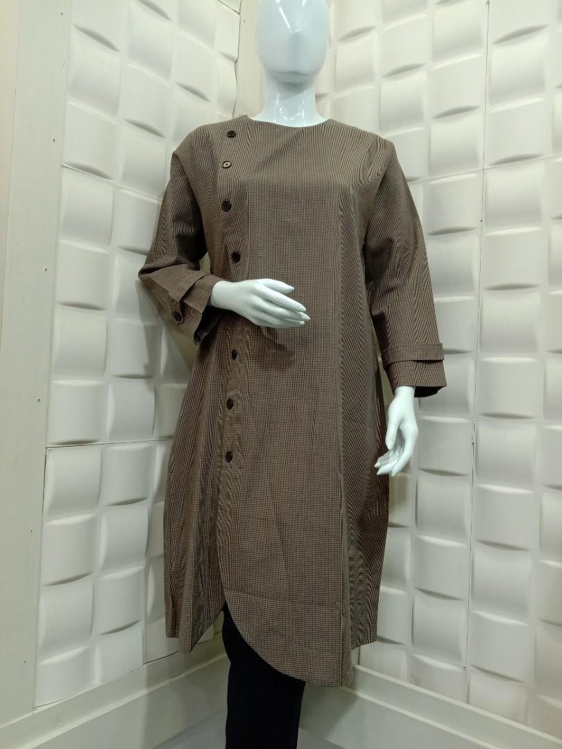 Blus Tunik Kemeja Kancing Samping Fesyen Wanita Pakaian Wanita Atasan Di Carousell