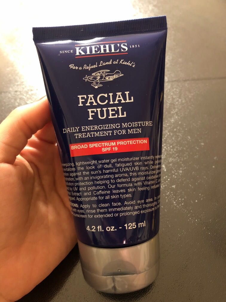 facial fuel daily energizing moisture treatment for men spf 19