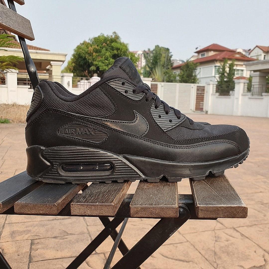 harga nike air max 90 essential original