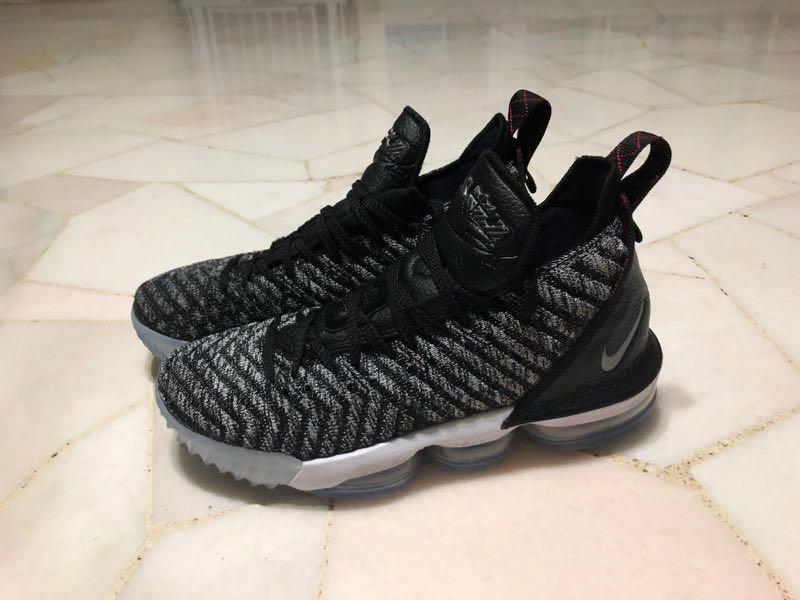 lebron 16 shoes oreo