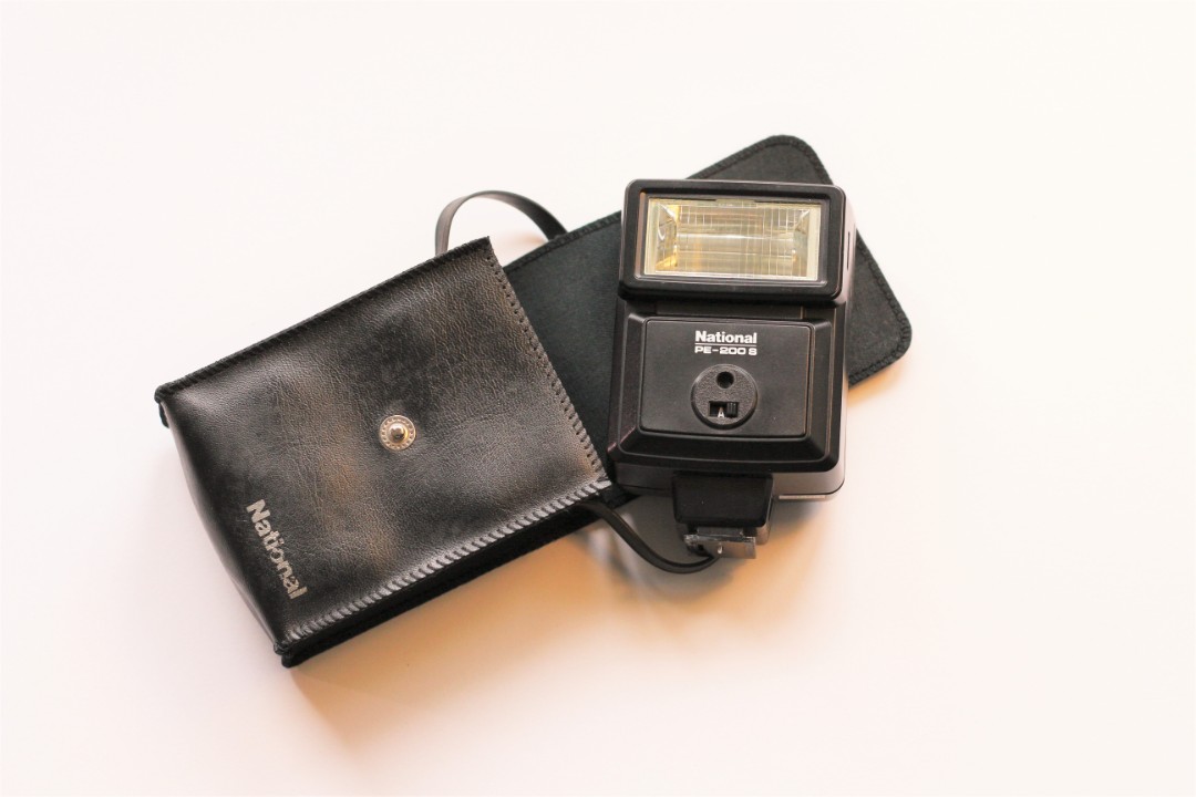 Panasonic National PE-200S Camera Flash [SN: ****036], Photography ...