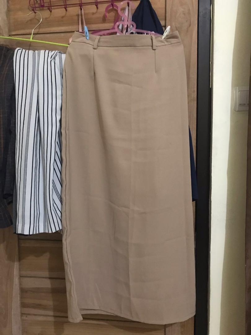 Rok Span Warna Coklat Susu - gaya ootd