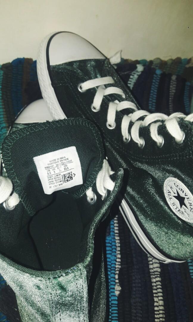 green velvet converse