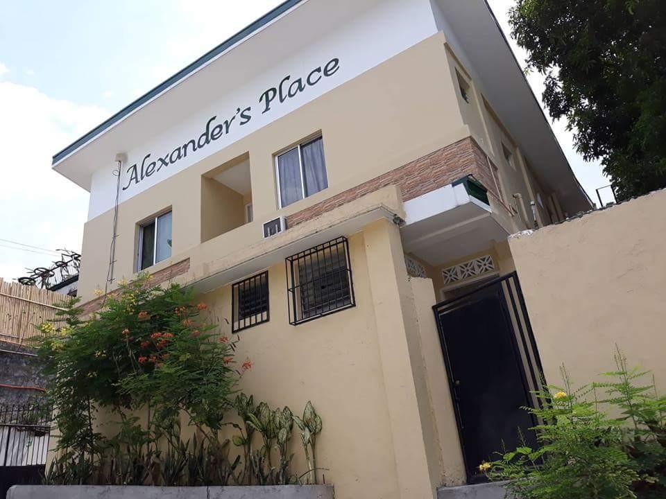 Studio Apartment for rent (Category: Apartments & Condos) located in Manila. Submitted by alexandersplace (Listing ID 252353234, Image 2). Description: Each unit have its own utility meter for meralco and manila water. Limited gated parking space. clean and quite community. waze Alexander's Place QC 7 f marcos street corner bonifacio drive wiltor heights brgy pasong tamo Quezon City. Landmark mira nila homes, luzon ave. UPTC, tandang sora, Deepe 