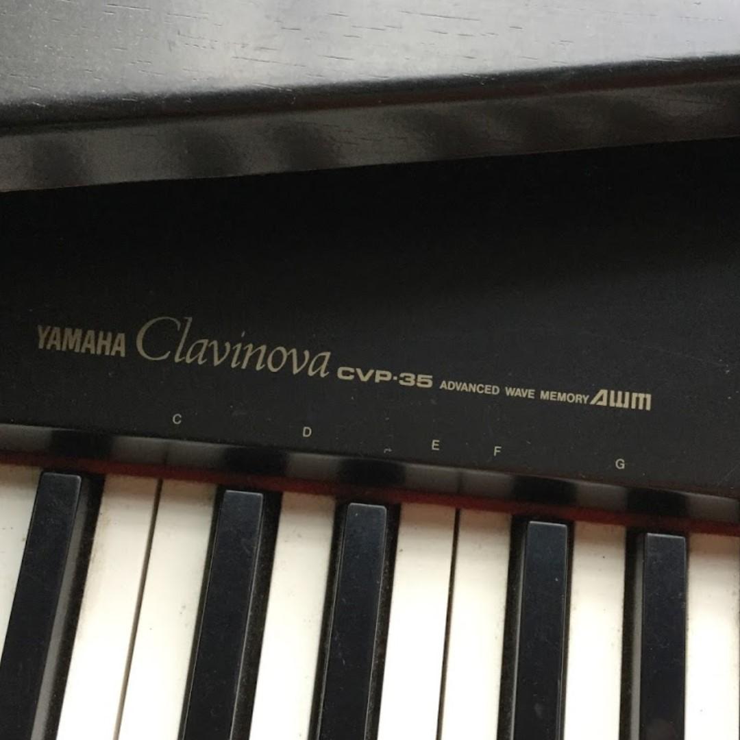 Yamaha Clavinova CVP35 Full Size Electric Piano, Hobbies & Toys, Music