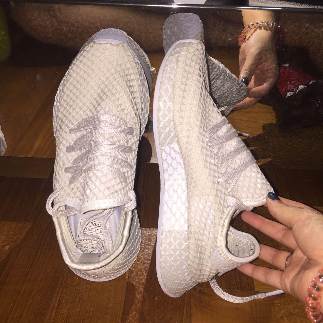Adidas deerupt light grey hotsell