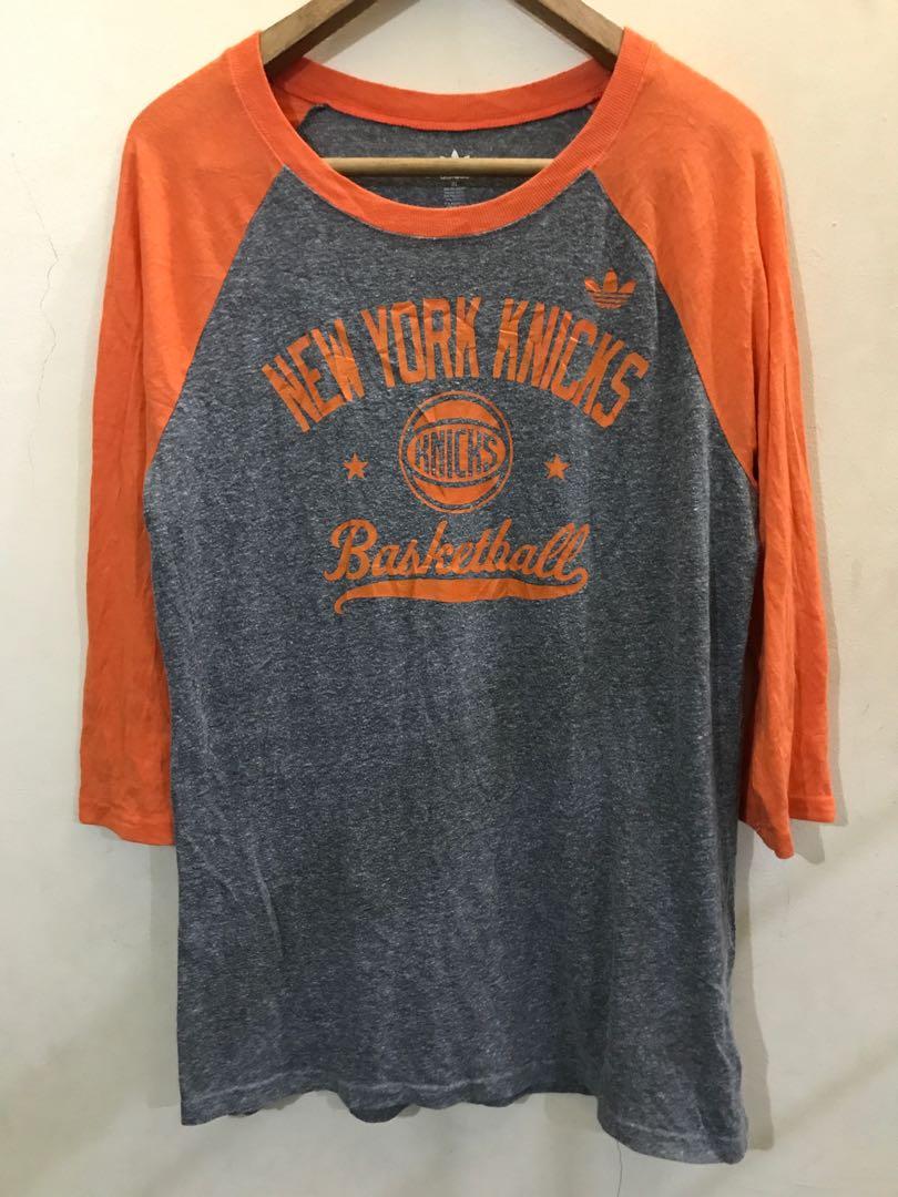 Adidas New York Knicks (Category: Activewear) located in Paranaque City. Submitted by jayyator (Listing ID 252596777, Image 1). Description: Offer and it’s yours! 😁.