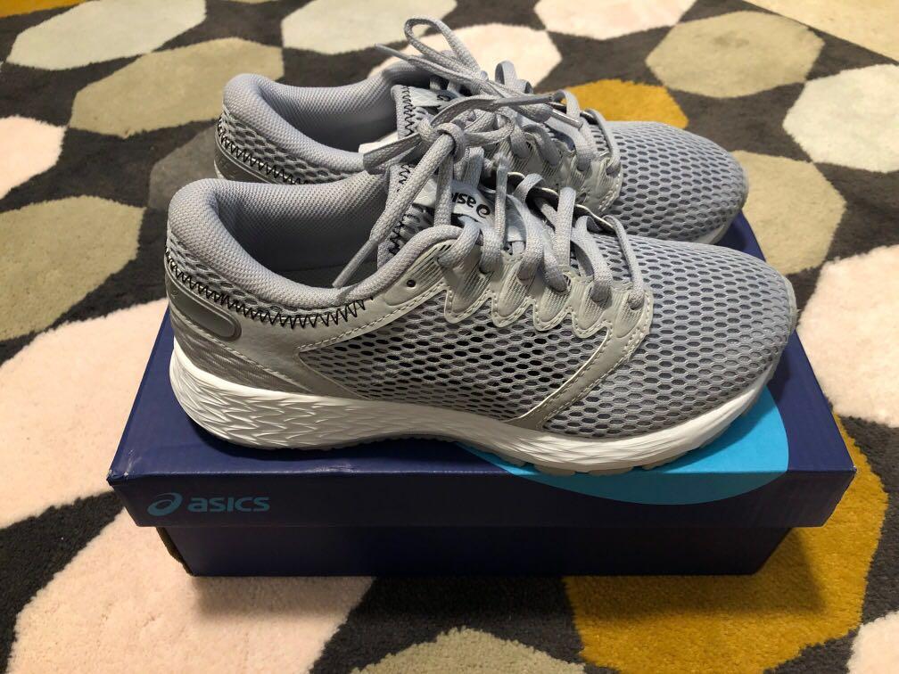 Asics roadhawk ff 2 women's black sales