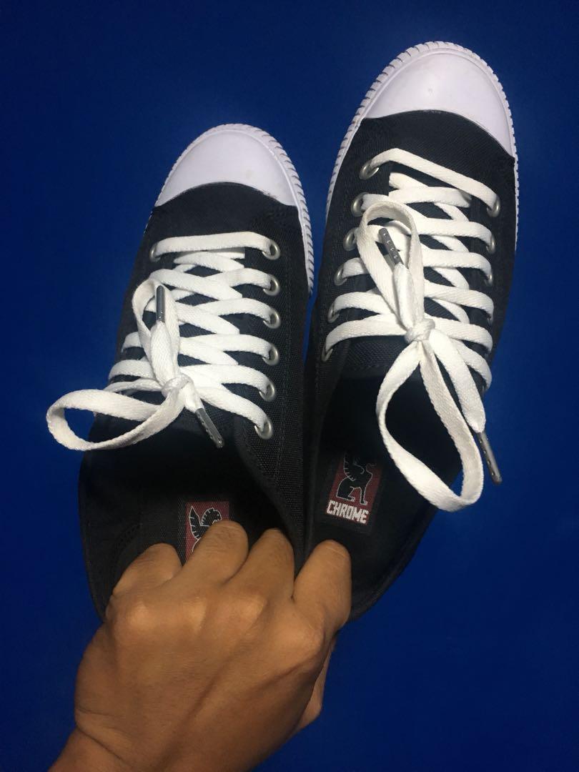 Chrome industries deals shoes