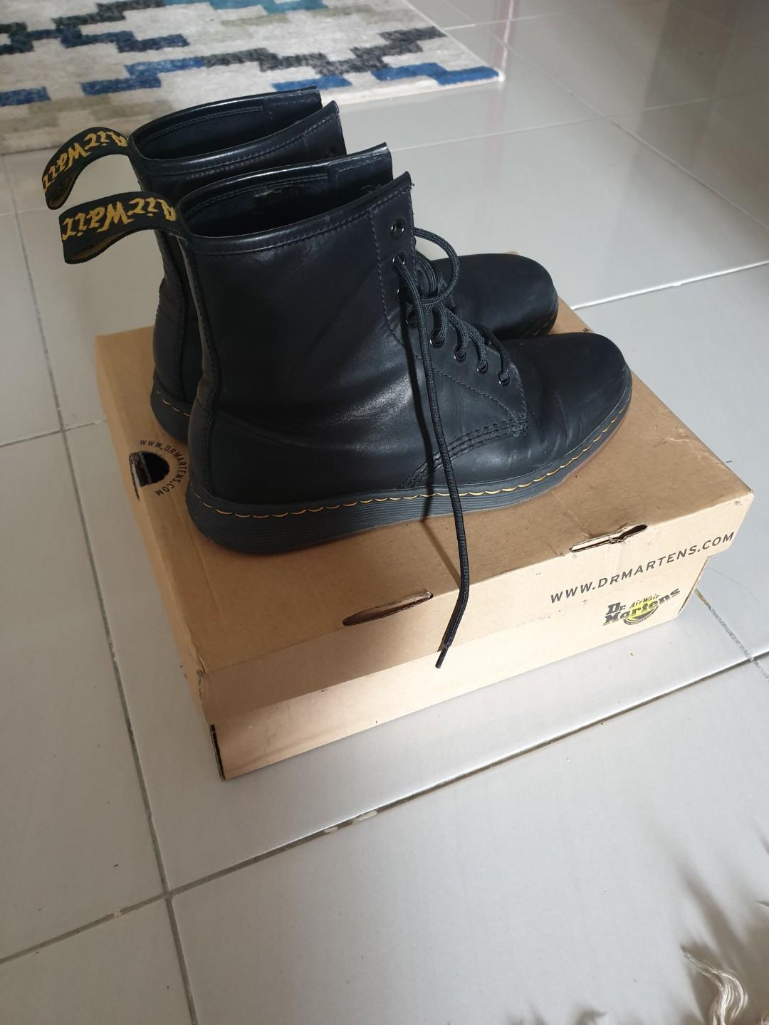 Dr martens clearance newton sale