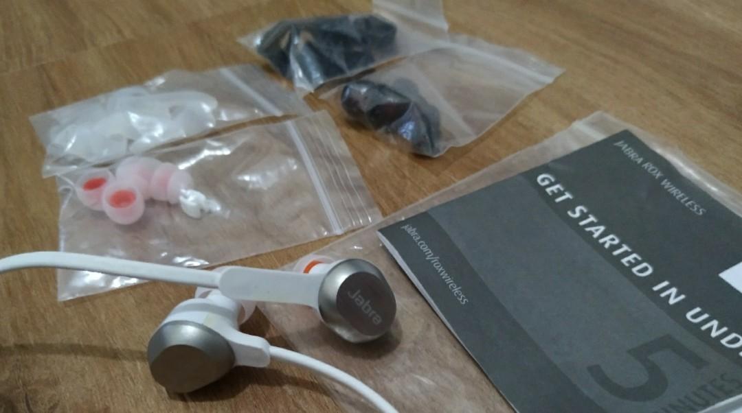 Jabra Rox Wireless (Category: Headphones & Headsets) located in Marikina City. Submitted by marko_013 (Listing ID 252677521, Image 2). Description: Item is excellent condition. Includes spare ear plugs Special Features • Noise Cancelling • Volume Limiting • Wireless Microphones & Controls , For Sports and Fitness Meet-up • SM Masinag • SM Marikina • Sta Lucia.