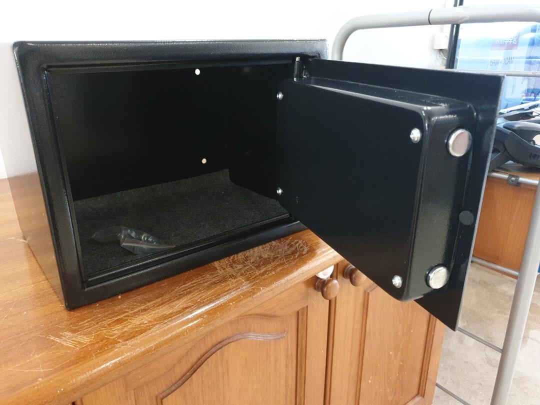 Morries Electronic Digital Safe, Furniture & Home Living, Bathroom & Kitchen Fixtures on Carousell