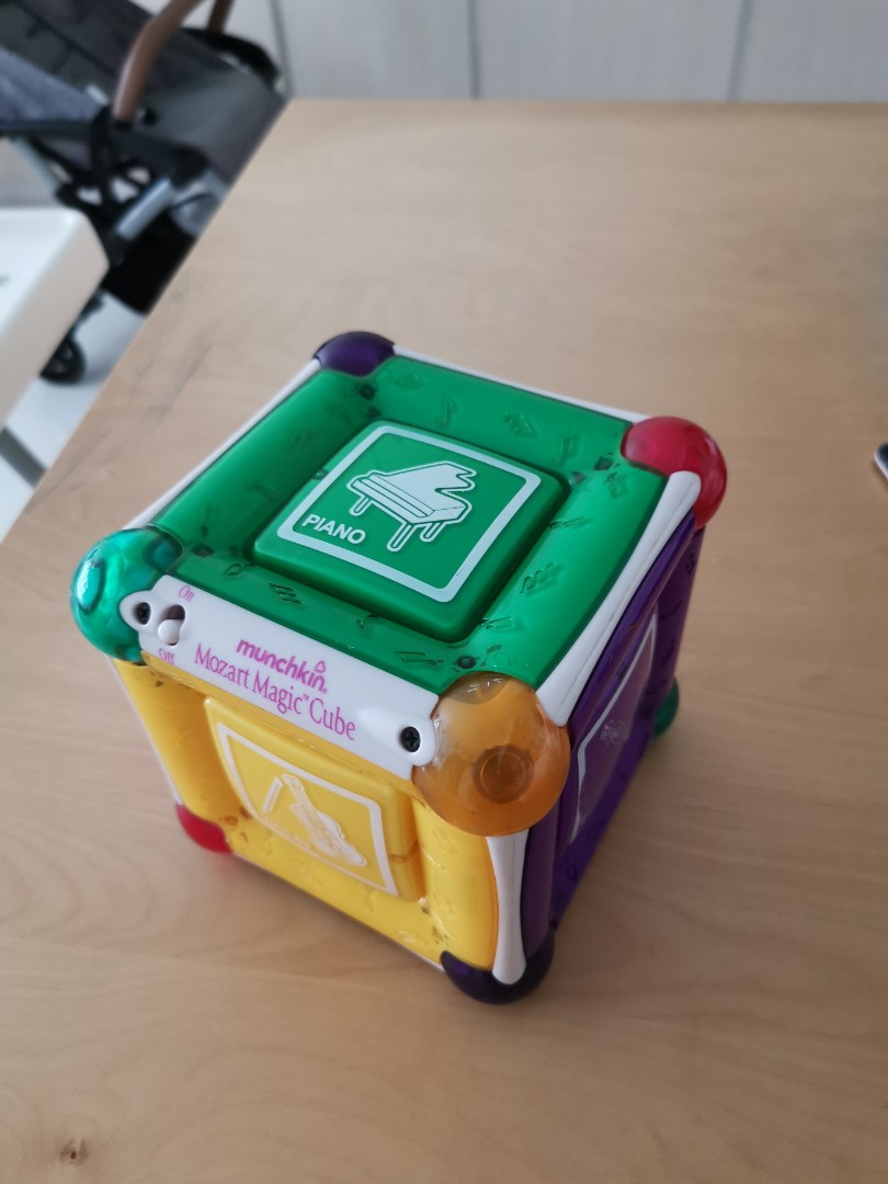 munchkin music cube