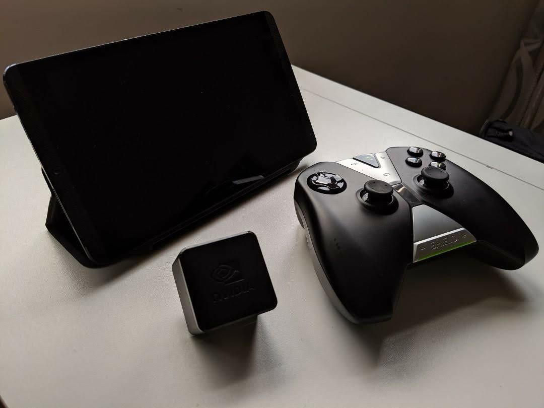 Nvidia Shield Tablet （分類：電子屏幕）位於 Hong Kong。 由 sadsam 提交（商品編號 252520893，圖片 3）。簡介： Nvidia Shield Tablet https://www.sogi.com.tw/articles/8%E5%90%8B%E9%81%8A%E6%88%B2%E5%B9%B3%E6%9D%BF_NVIDIA_SHIELD_tablet%E5%BC%B7%E6%82%8D%E7%99%BB%E5%A0%B4/6230212 如圖, 連火牛, 手寫筆, 遊戲手制, 原裝套, 登記賬戶後可於Nvidia玩好多免費遊戲。。