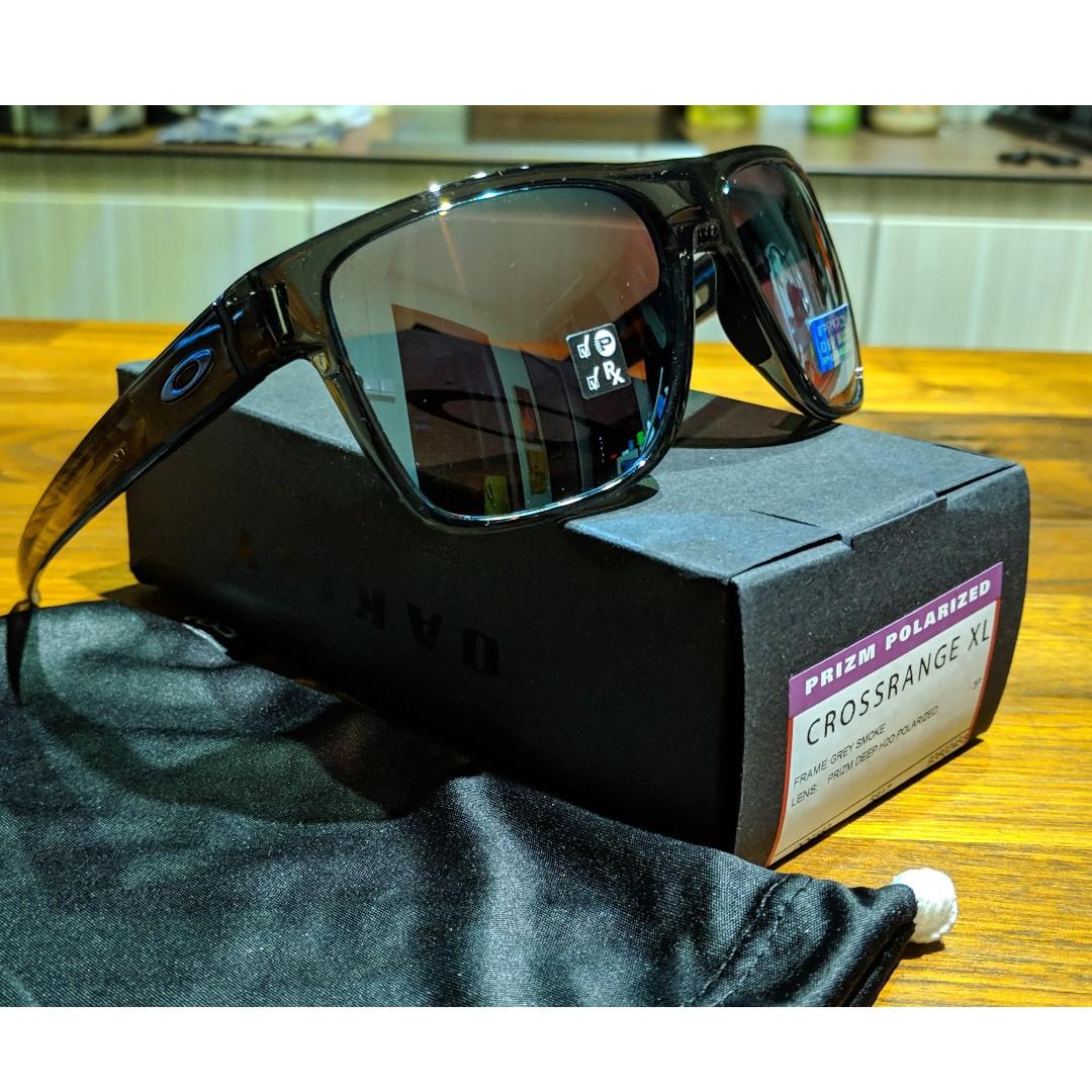 oakley crossrange grey smoke