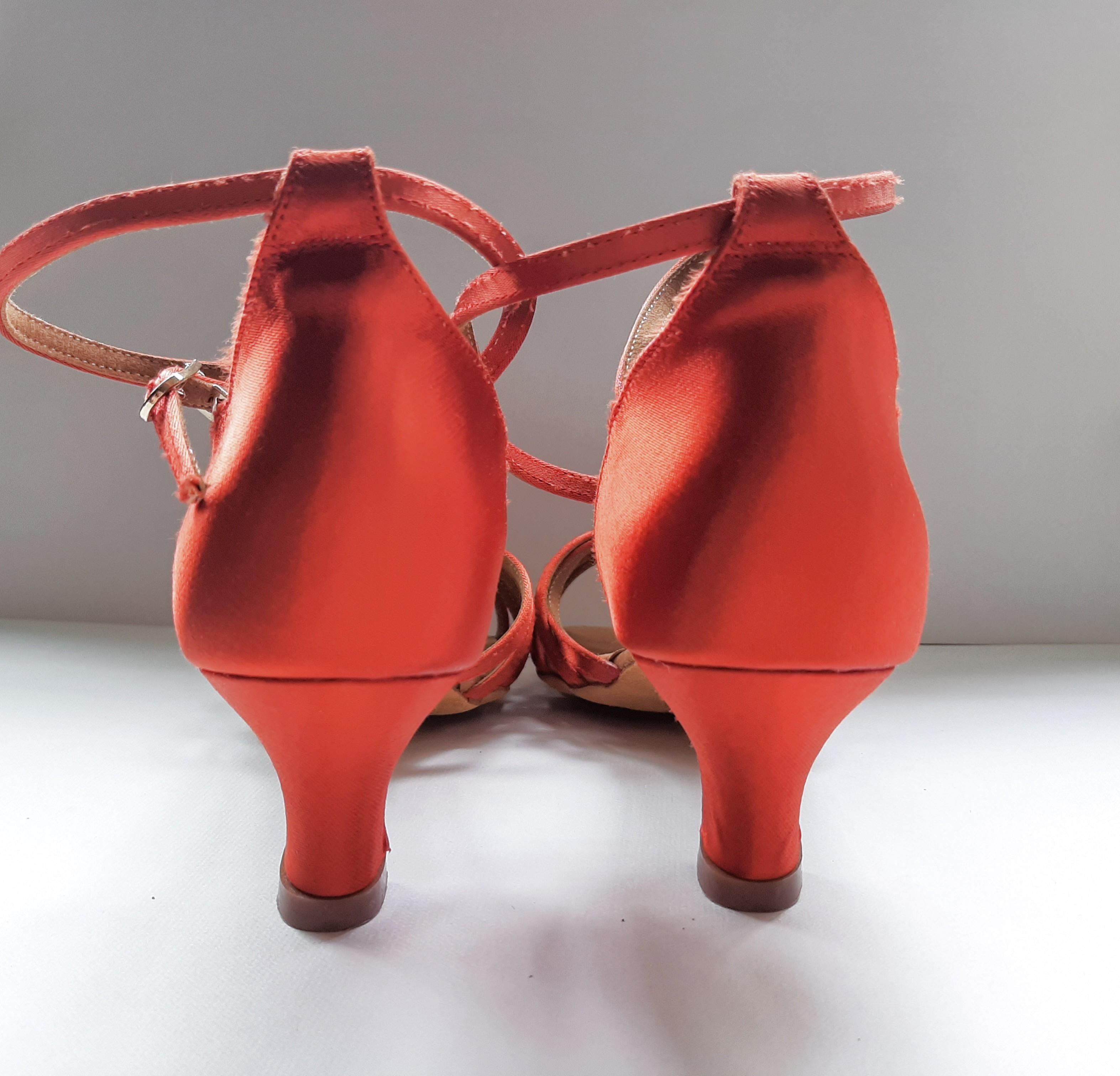 Red latin on sale dance shoes