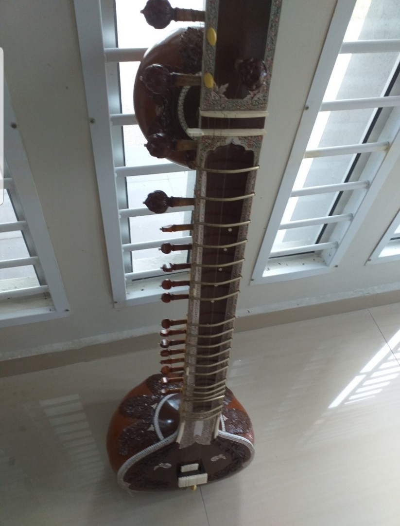Sitar for Sale, Hobbies & Toys, Music & Media, Musical Instruments on