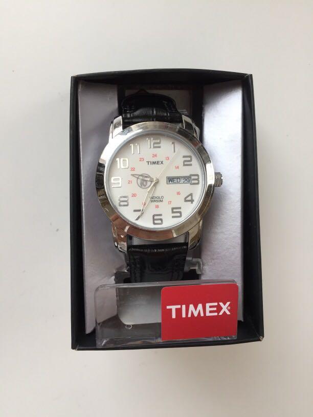 Timex Indiglo Wr50m Watch, Mobile Phones & Gadgets, Wearables & Smart  Watches on Carousell