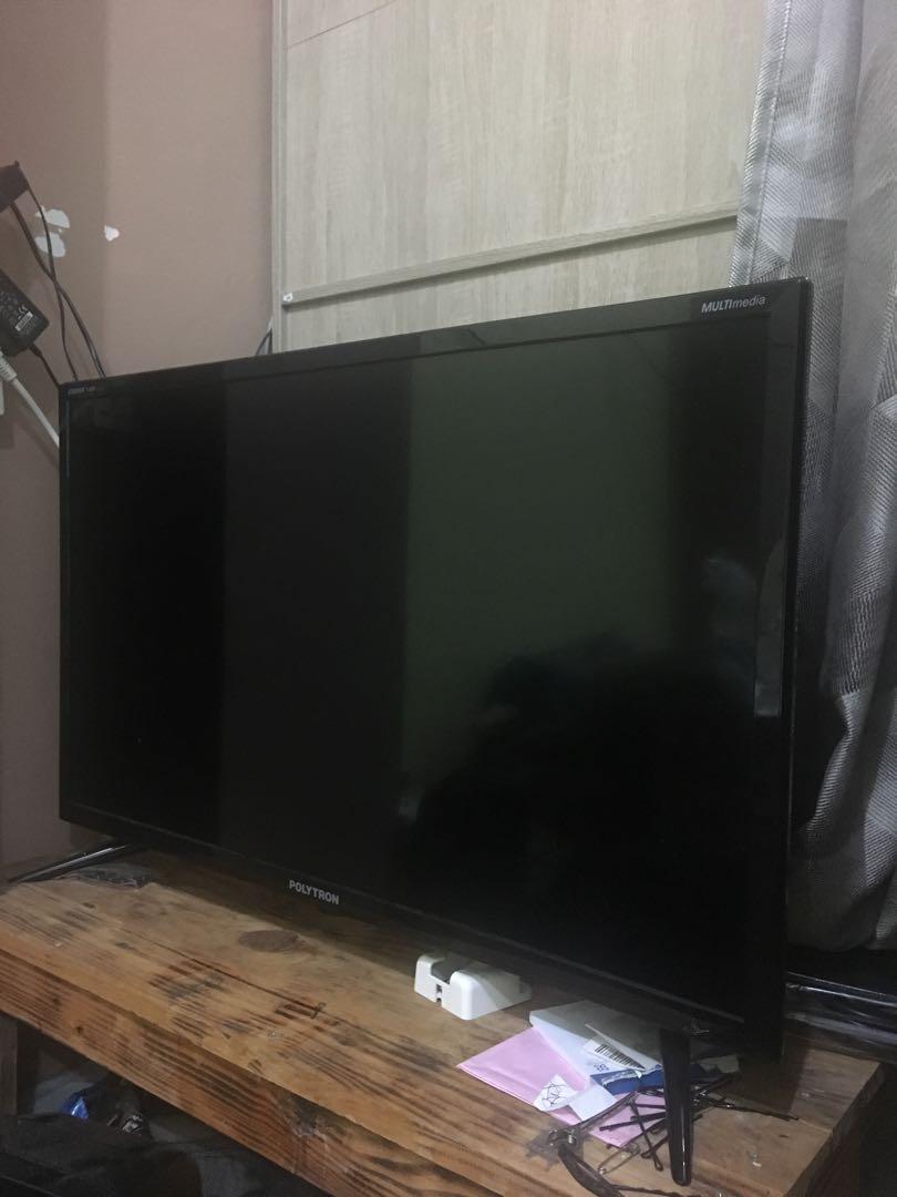 Tv Led Polytron 32 Led Pecah Elektronik Tv Perlengkapan Hiburan Di Carousell