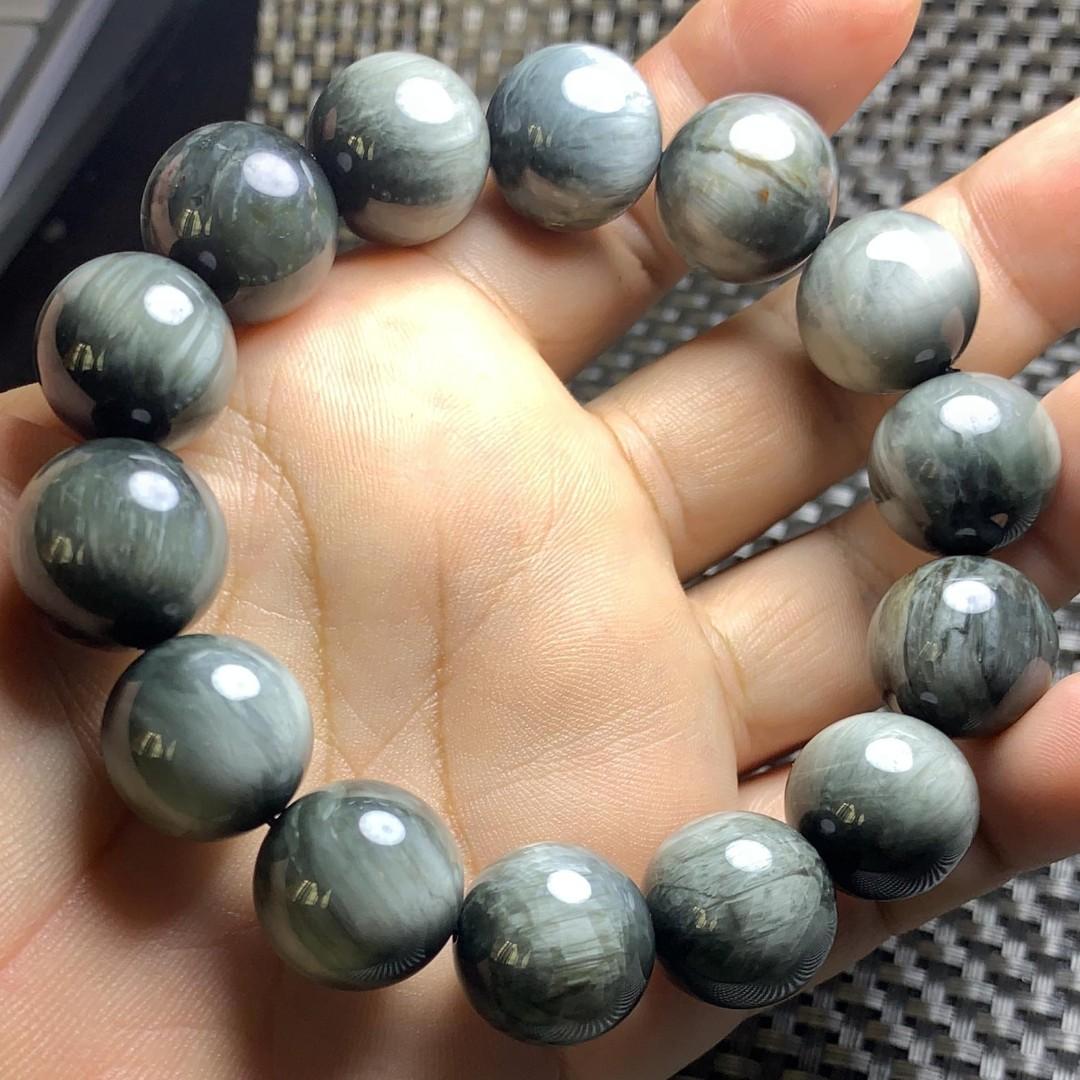Eagle eye online stone bracelet