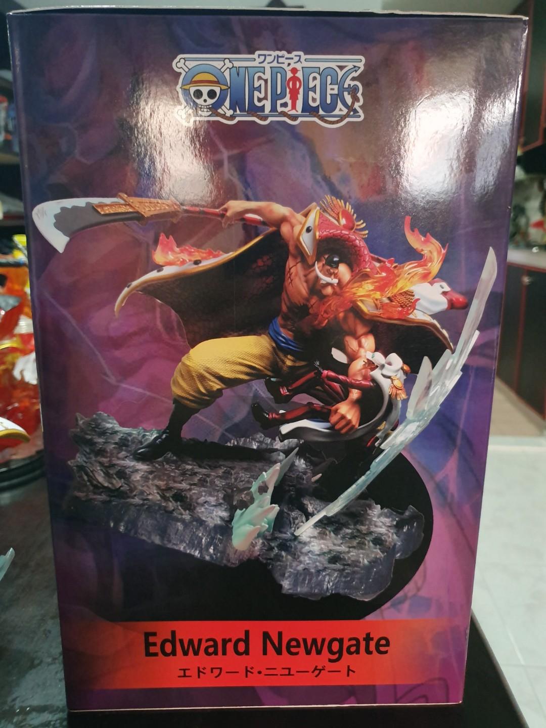 White beard vs akainu, Hobbies & Toys, Toys & Games on Carousell