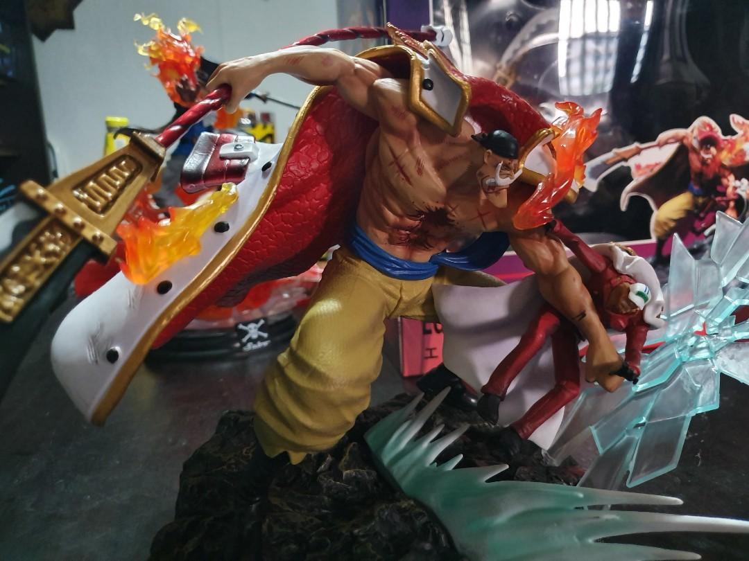 White beard vs akainu, Hobbies & Toys, Toys & Games on Carousell