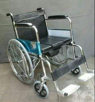 Commode wheelchair 2 in 1