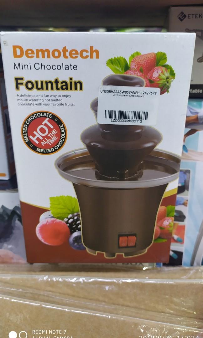 Brand New Mini chocolate fountain (Category: Other Kitchen Appliances) located in Manila. Submitted by amaya28 (Listing ID 252753809, Image 1). Description: Brand New Mini chocolate fountain. I can provide fondue but seperate 1kg - 250..