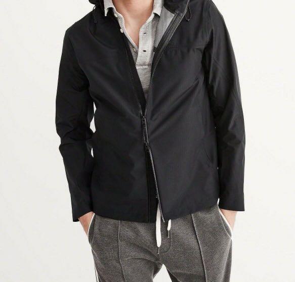Classic Abercrombie and Fitch Raincoat 