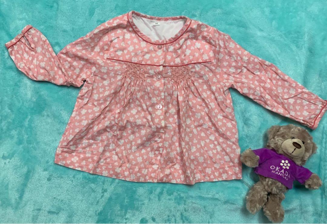 Dainty Pink Floral Top (Category: Babies & Kids Fashion) located in Quezon City. Submitted by zappol (Listing ID 252703224, Image 1). Description: Slightly used.