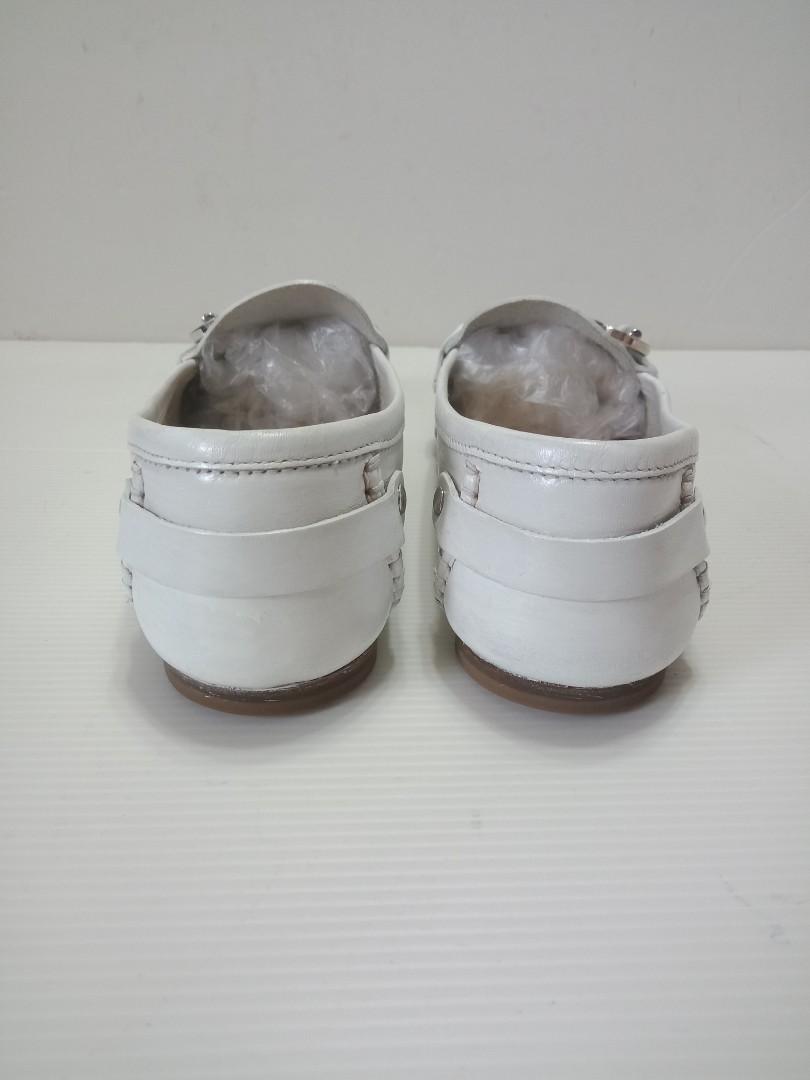 ferragamo ladies shoes