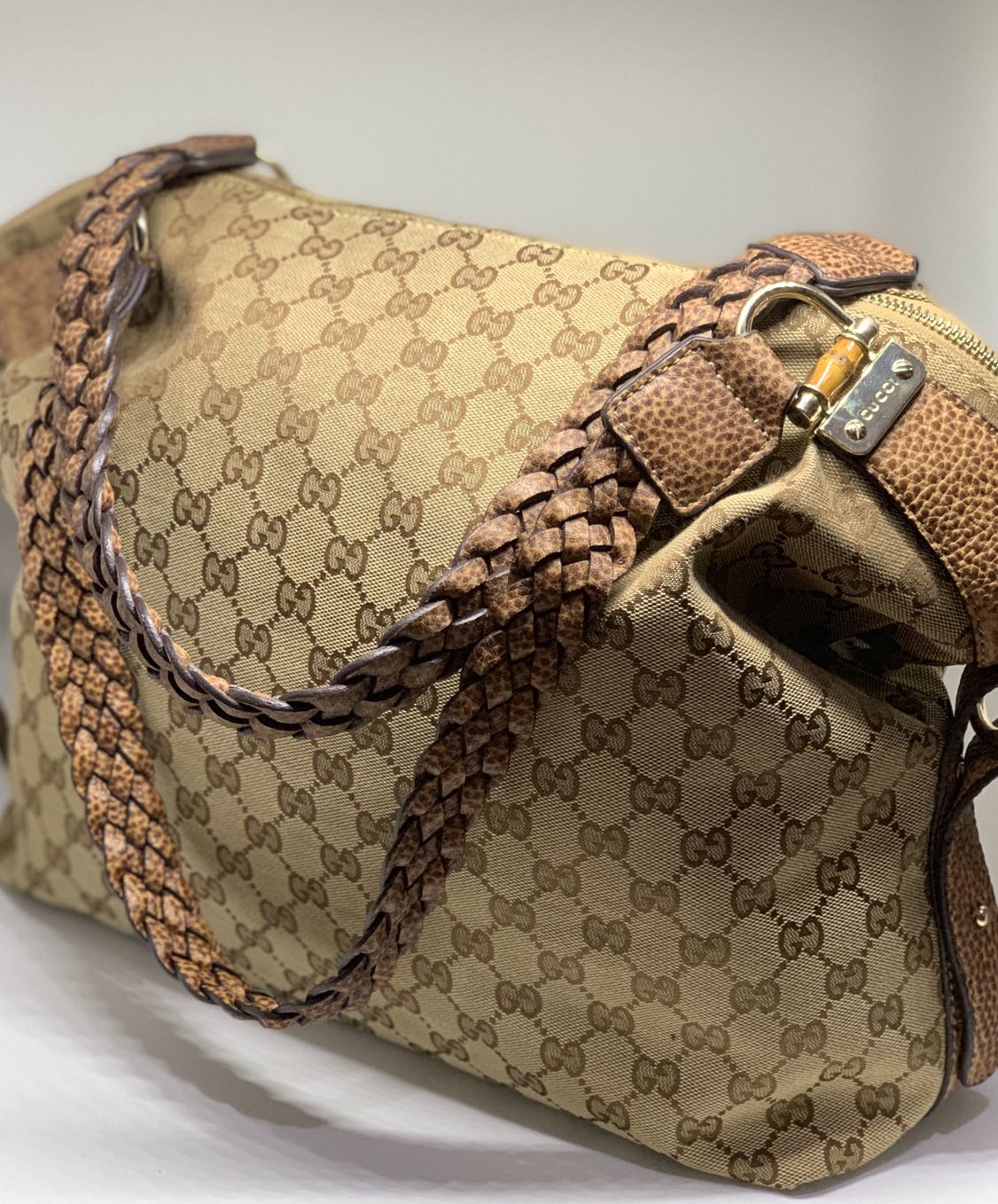 gucci pelham messenger bag