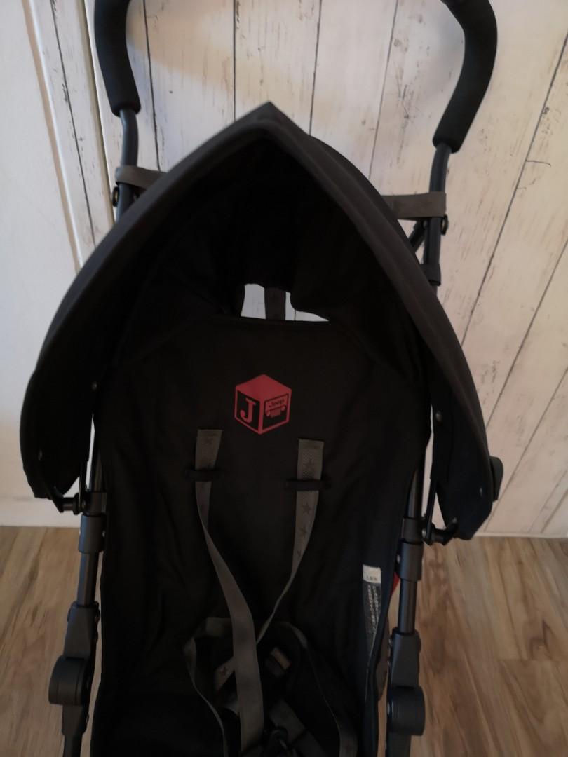Jeep Umbrella Stroller Basic JEEP UMBRELLA STROLLER, Babies & Kids, Going Out, Strollers on Carousell