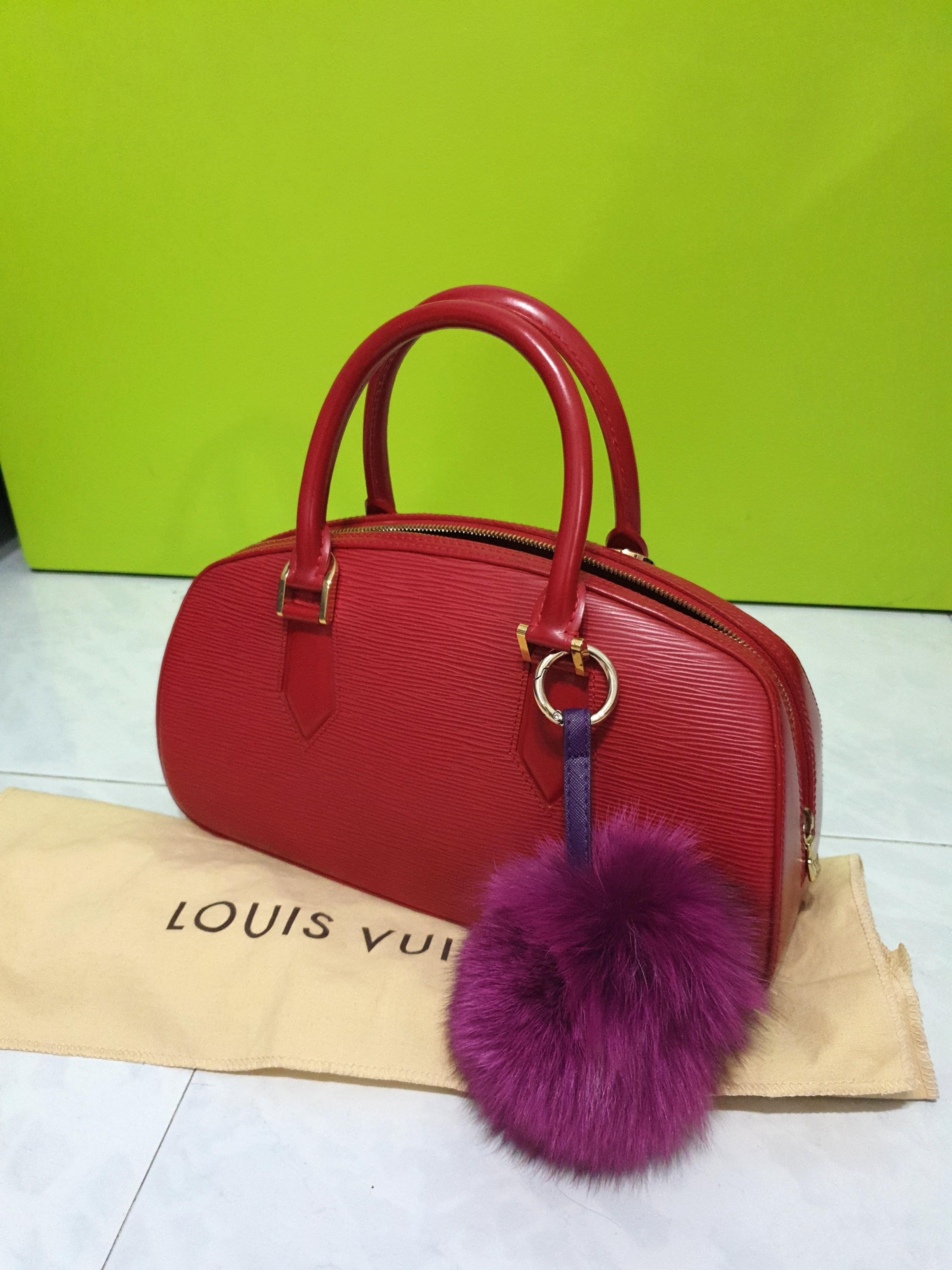 LOUIS VUITTON Unused Bag Charm Portocre Color Line Pink Monogram Flower LV  Logo