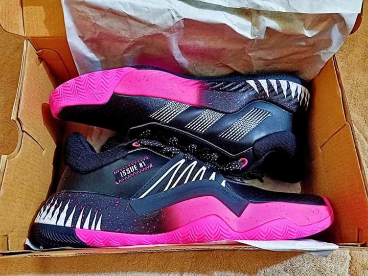 adidas marvel issue 1