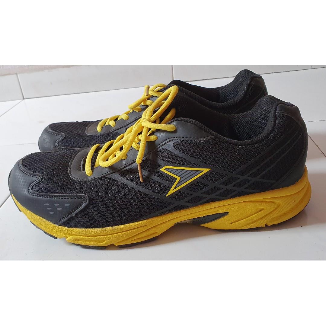 power sports shoes price