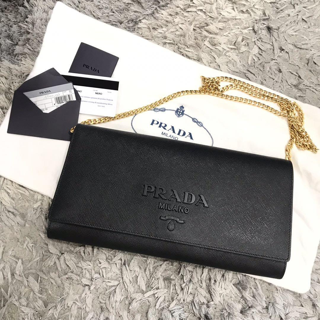prada saffiano pochette