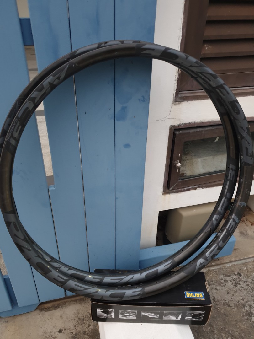 race face arc carbon rims