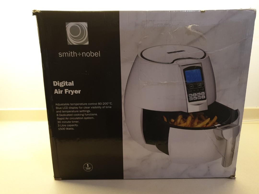 Smith + Nobel 3L Digital Air Fryer (8 cooking functions / Blue LCD display) 1500W Model