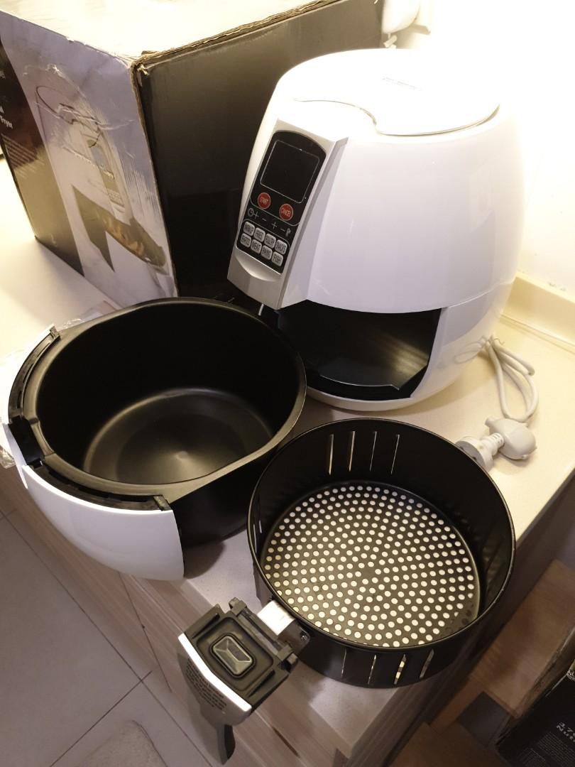 Smith + Nobel 3L Digital Air Fryer (8 cooking functions / Blue LCD display) 1500W Model