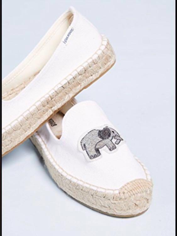 Soludos elephant slippers discount